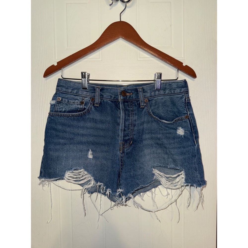 Free People We The Free Distressed Denim Jean‎ Shirts Size 28